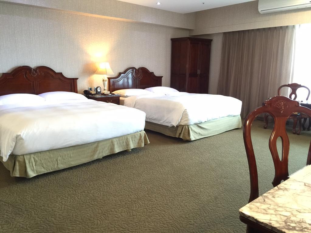 Royal Seasons Hotel Taichung‧Zhongkang Esterno foto